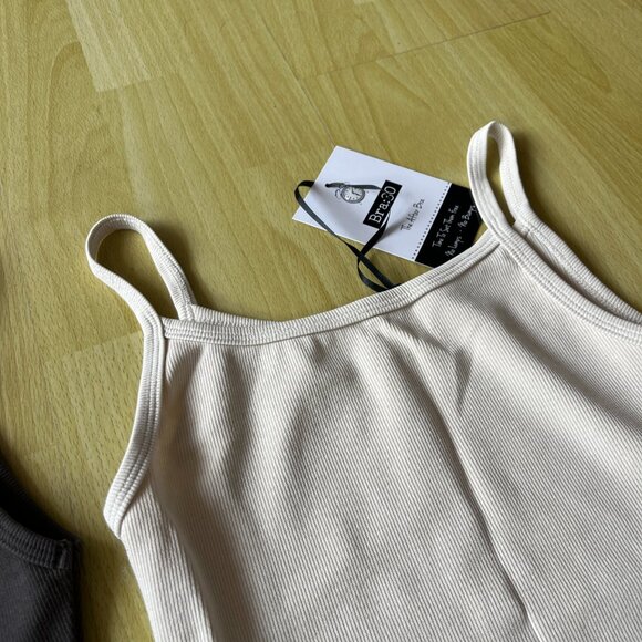 Bra:30 Strappy Tank (Set of 3) Size M - Picture 9 of 9